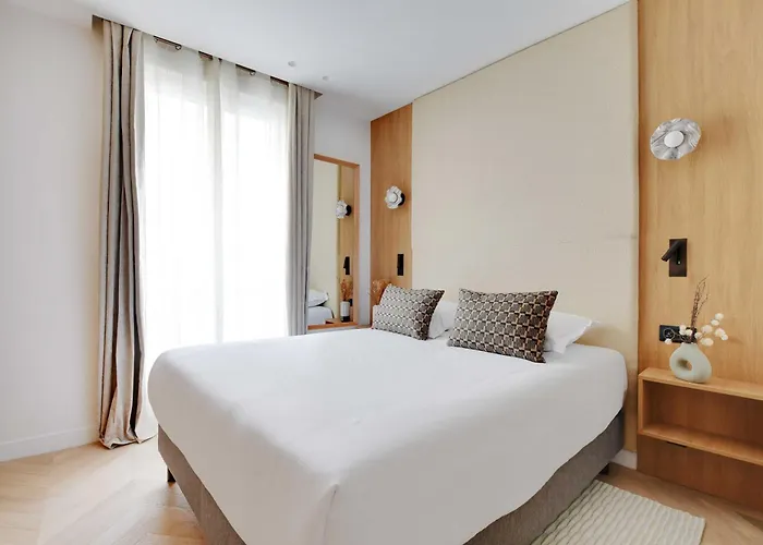 Moderne - 3br-6p - Montorgueil