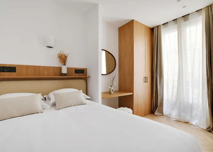 Moderne - 3br-6p - Montorgueil